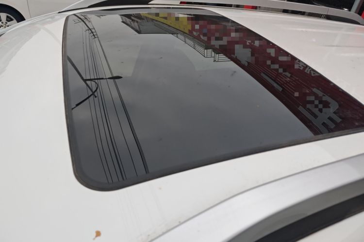 Used Dongfeng Aeolus AX7 2015 2.0L Automatic Zhiyi Trim
