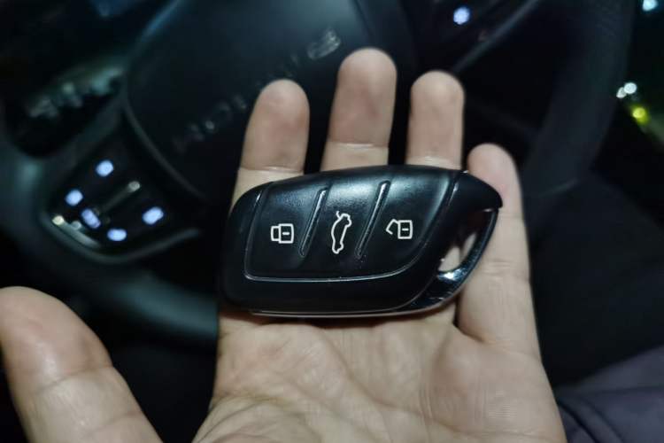 Used Roewe RX5 2021 PLUS 330TGI Automatic National Style Smart Enjoyment Edition
