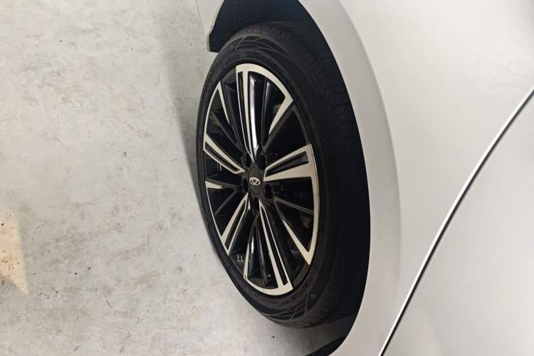 Used Chery Arrizo 8 2022 1.6T DCT Ya
