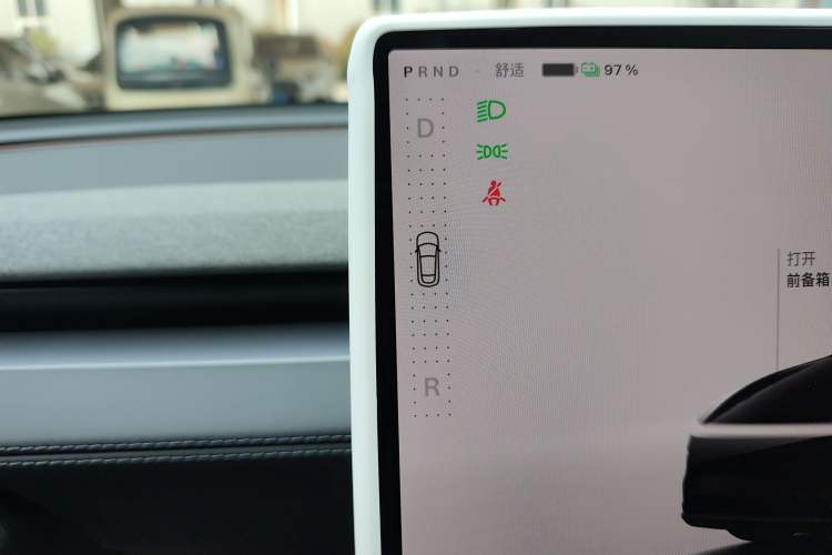 Used Tesla Model Y L 2025 Model Long-Range All-Wheel-Drive Version