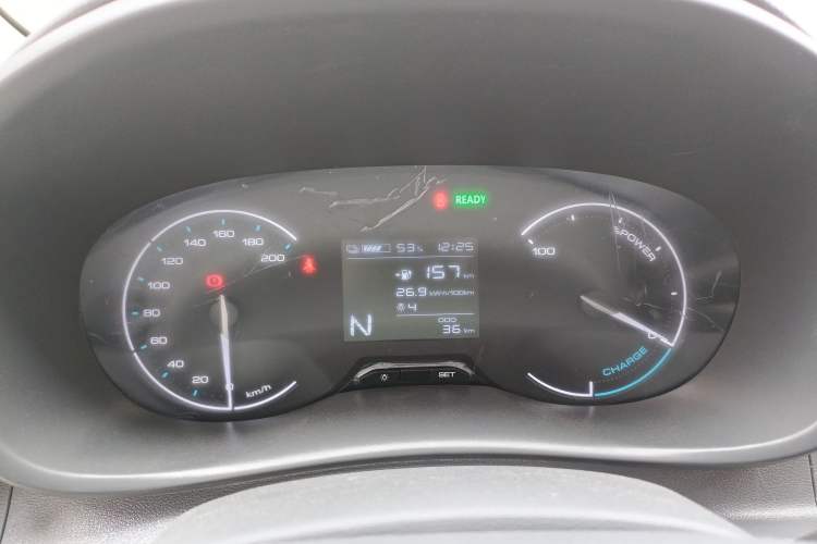 Used Wuling Hongguang New Energy 2024 All-Electric Model 300KM Standard Version Instrument Cluster