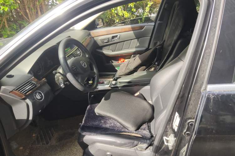 Used Mercedes-Benz E-Class 2010 E 260 L CGI Elegant Model Left Front Seat