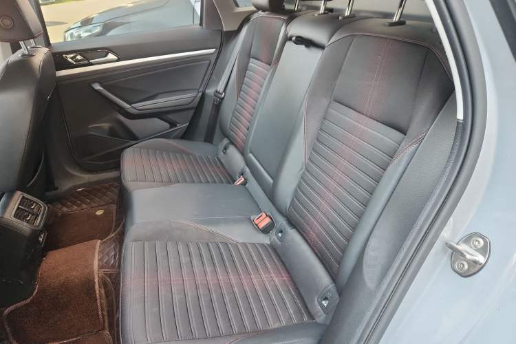 Used Volkswagen Lavida 2023 300TSI DSG Starry Full-Comfort Edition
