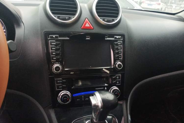 Used Haval H6 2016 Upgraded Model 1.5T Automatic Two-Wheel Drive Elite Version