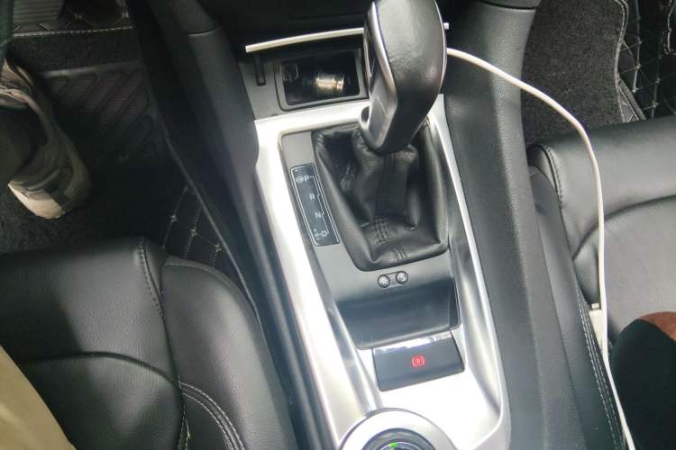 Used DS 6 2016 1.6T Luxury Edition THP160
