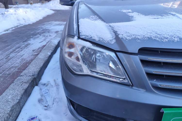 Used FAW Xiali 2012 N3 1.0L Sedan - Practical Model