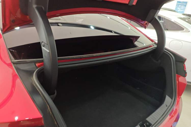 Used BYD Han 2020 EV Long-Range Luxury Model Trunk