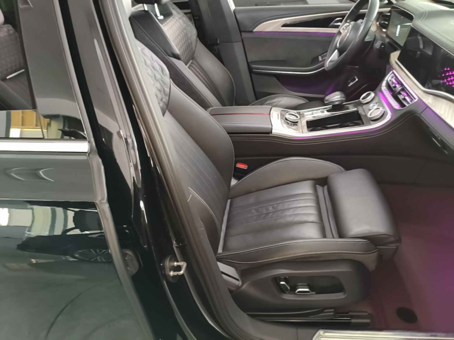 Hongqi H9 2022 2.0T Smart Connect Flagship Edition - Chinese Trim Chang — снимка 19