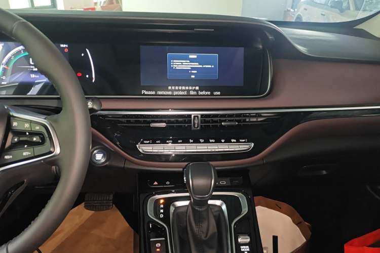 Used GAC Trumpchi M6 2023 PRO 270T DCT Luxury Edition