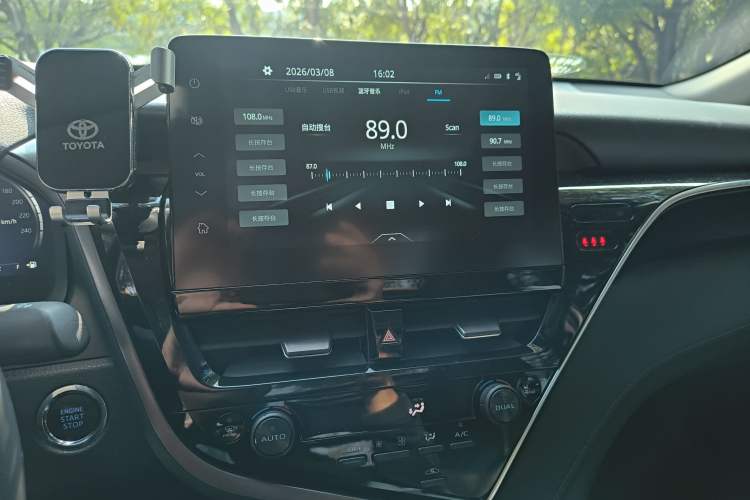 Used Toyota Camry 2021 2.5G Luxury Edition Audio And AC Panel