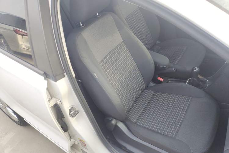 Used Volkswagen Polo 2014 1.4L Manual Comfort Edition Right Front Seat