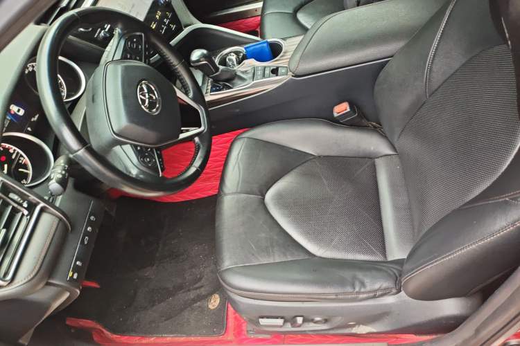 Used Toyota Camry 2018 2.5G Luxury Edition Driver Seat