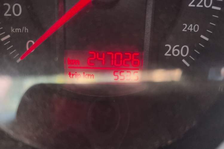 Used Volkswagen Magotan 2007 1.8 TSI Automatic Luxury Model Odometer Close Up