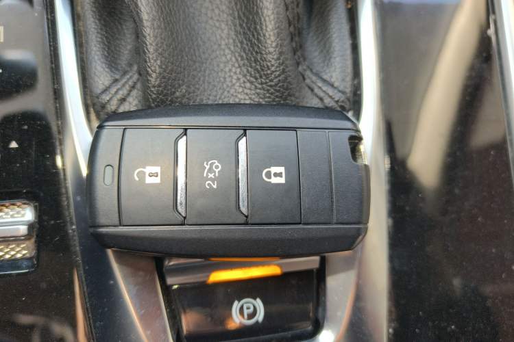 Used Changan CS75 2020 280T DCT Luxury Model China VI Standard