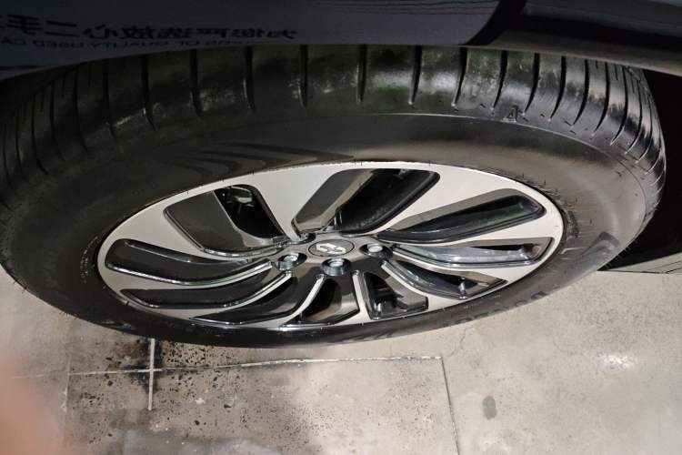 Used Hima AITO M7 2024 1.5T Rear-Drive Plus Version 5 Seats