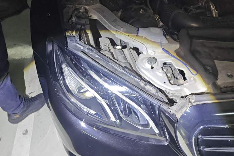 Used Mercedes-Benz E-Class 2018 Facelift E 300 L Luxury Edition