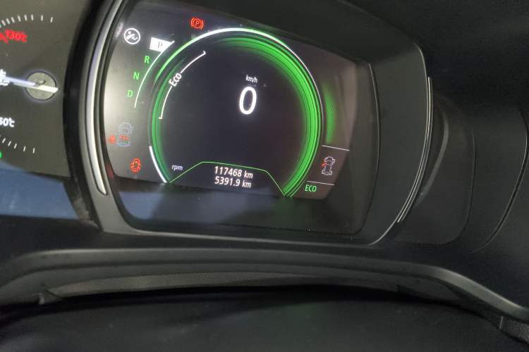 Used Renault Kadjar 2017 2.0L Two-Wheel Drive Comfort Edition