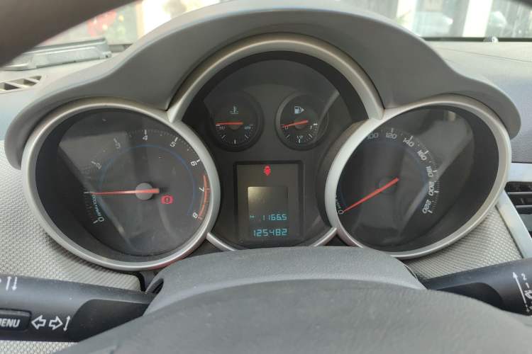 Used Chevrolet Cruze 2013 1.6L SL MT
