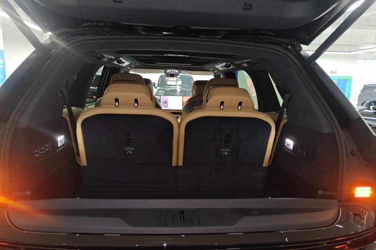 Used Zeekr 9X 2025 Hyper Edition
