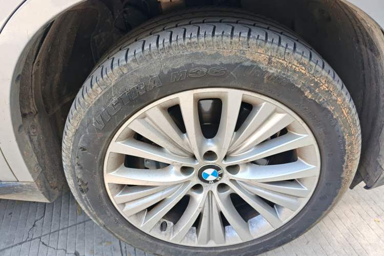 Used BMW X5 New Energy 2016 xDrive40e Right Front Wheel Hub