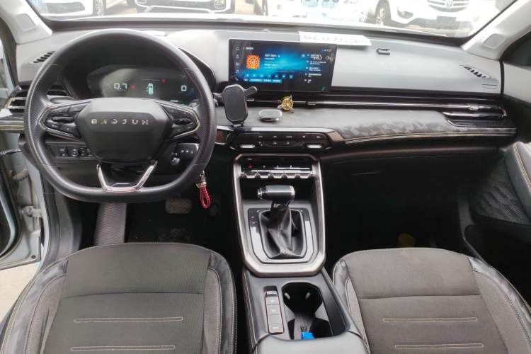 Used Baojun RS-3 2020 1.5L CVT Elite Version with 24-Hour Online Service