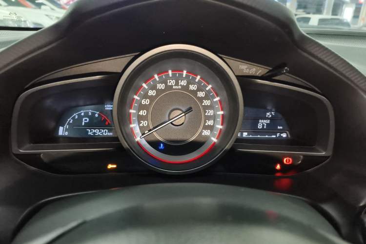 Used Mazda Mazda 3 Axela 2016 Sedan 1.5L Automatic Luxury Model
