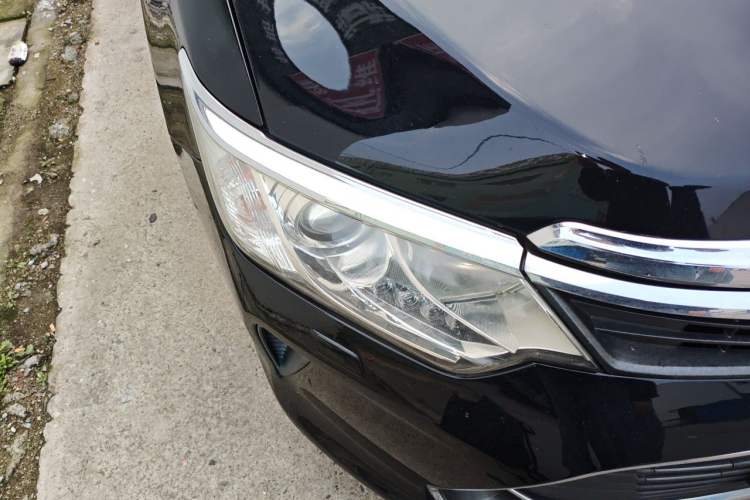 Used Toyota Camry 2015 Dual-Engine 2.5 HG Luxury Navigation Edition