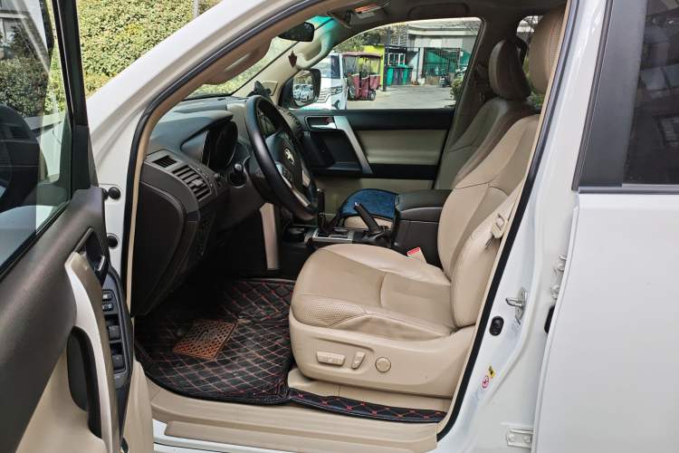 Used Toyota Prado 2010 4.0L Automatic TX-L
