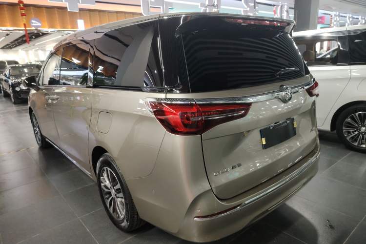 Used Buick GL8 2023 ES Lu Zun Deluxe Model
