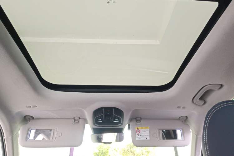 Used Geely Auto Monjaro L 2022 1.5T Leishen Hi·F Plug-in Hybrid Super Xun Headliner