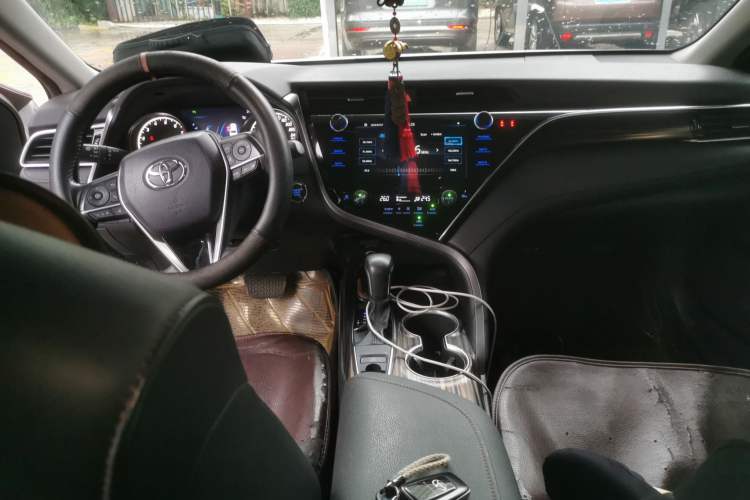 Used Toyota Camry 2019 2.0G Luxury Edition China VI Standard