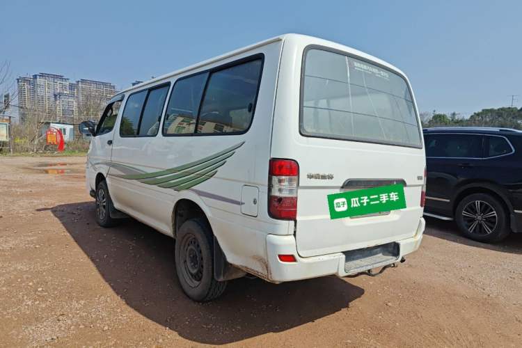 Used Jinbei Hiace 2016 2.0L Express Series Standard Version V19
