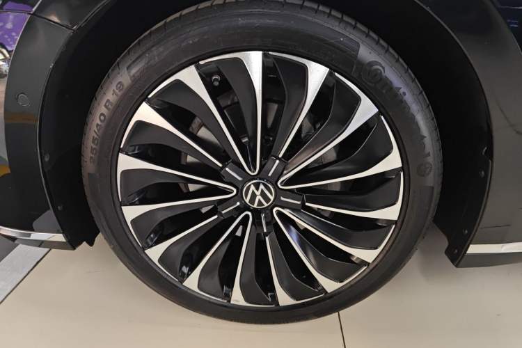 Used Volkswagen Phideon 2021 380TSI Prestige Edition
