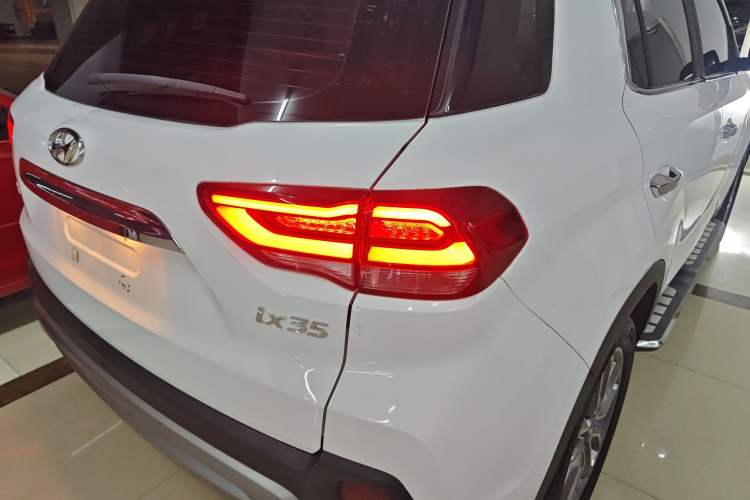 Used Hyundai ix35 2018 2.0L Automatic 2WD Zhiyong·Changxiang Edition Right Rear Taillight