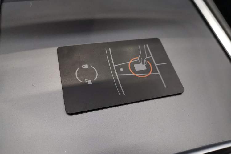 Used Tesla Model Y 2021 Long-Range All-Wheel-Drive Version