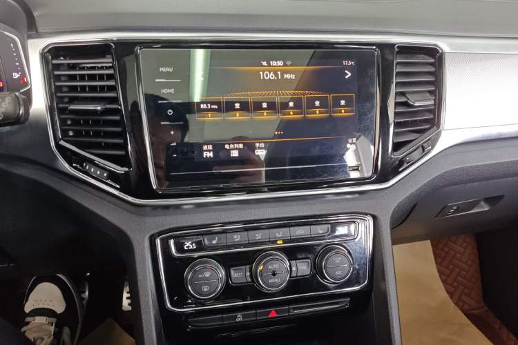 Used Volkswagen Teramont 2020 330TSI Two-Wheel-Drive Luxury Edition China VI Standard Audio And AC Panel