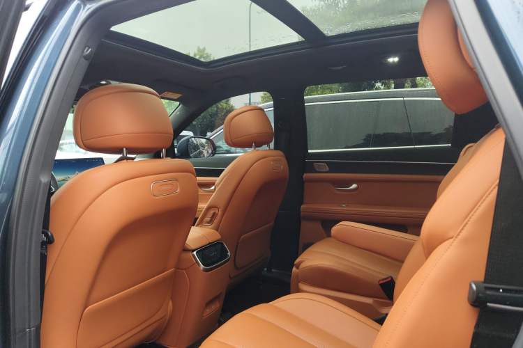 Used Hima AITO M7 2024 1.5T Intelligent Driving 4WD Ultra Version 6 Seats