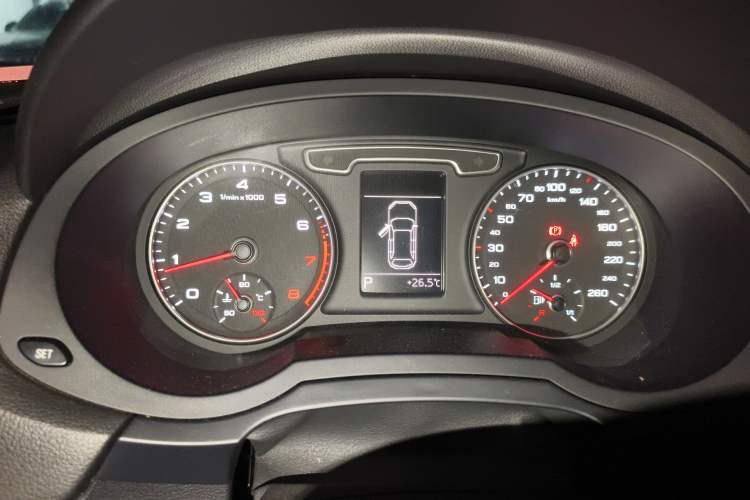 Used Audi Q3 2015 35 TFSI Ambition Edition Instrument Cluster