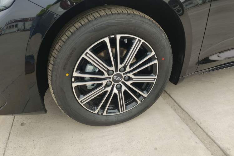 Used Geely Auto Preface 2026 Model Oriental Yao 1.5TD Fuyao Edition