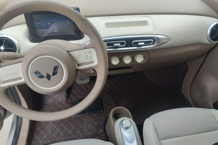 Used Wuling Hongguang MINIEV 2025 Four-Door Version Advanced Edition
