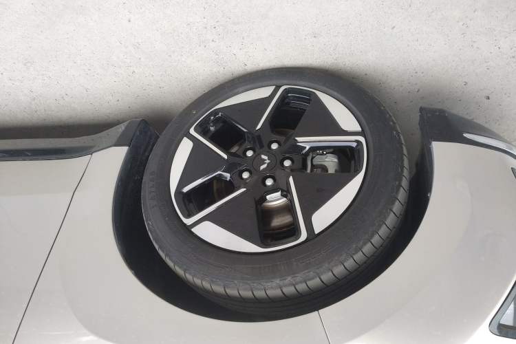 Used Wuling Xingguang 2024 Co-Creation Edition 510 Advanced Model
