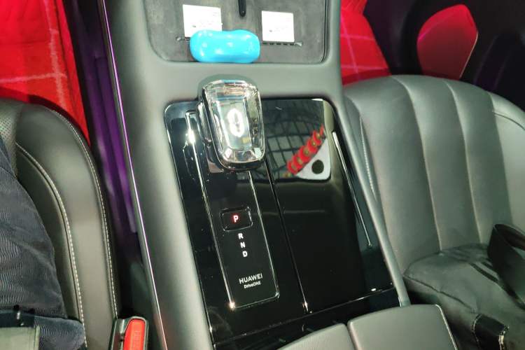 Used Hima AITO M7 2022 1.5T Four-Wheel Drive Luxury Edition