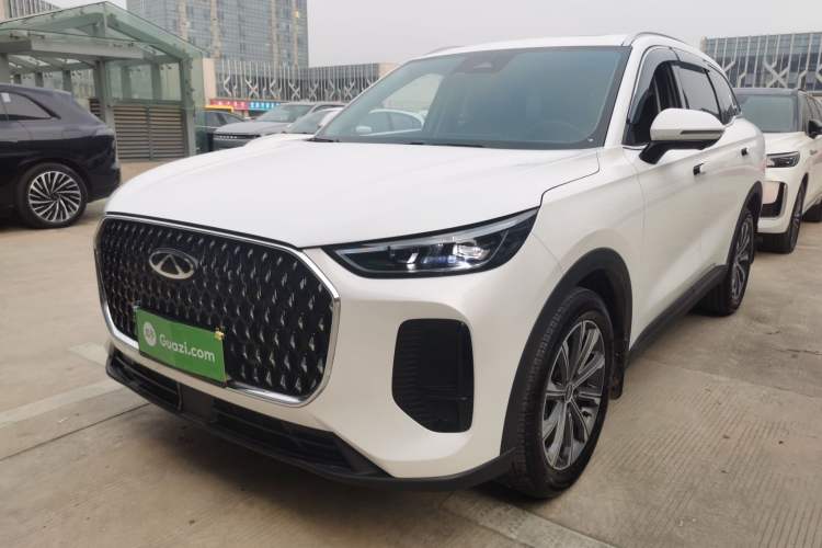 Used Chery Tiggo 8 L 2025 Model 2.0T Two-Wheel Drive Changhong Edition—5 Seaters