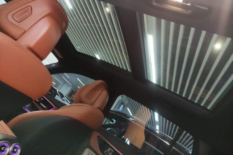 Used Mercedes-Benz GLC 2025 GLC 300 L 4MATIC Luxury Model 5 Seats