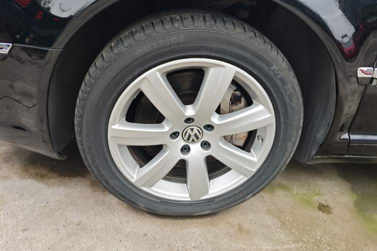 Used Volkswagen Phaeton 2012 3.0L Elite Custom Edition
