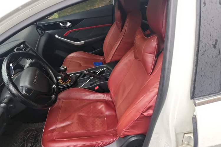 Used Venucia D60 2018 1.6L Manual Comfort Edition Left Front Seat