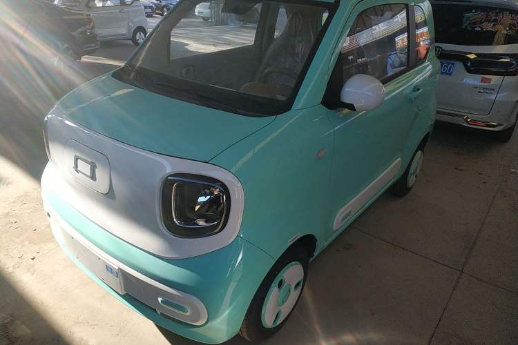 Used Bestune Pony 2026 222km Colorful Horse