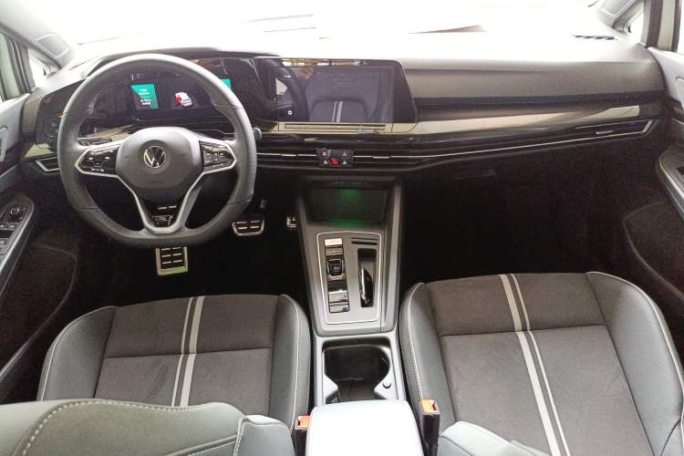 Used Volkswagen Golf 2023 280TSI DSG R-Line Lite
