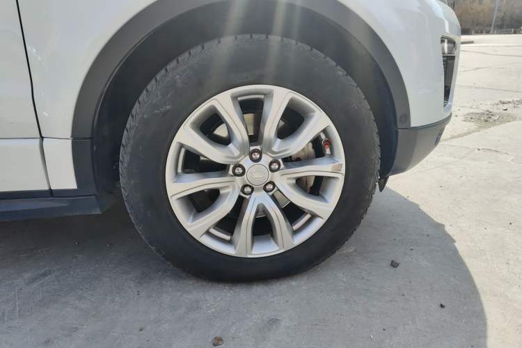 Used Land Rover Range Evoque 2018 240PS PURE Style Edition
