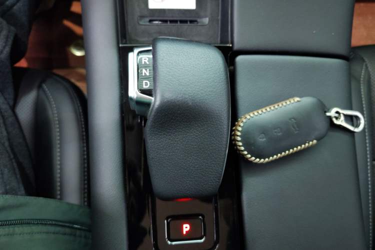 Used Hima AITO M5 2022 Pure Electric All-Wheel-Drive Performance Edition Gear Lever